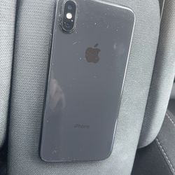 UNLOCKED IPHONE X/ GOOD CONDITION 