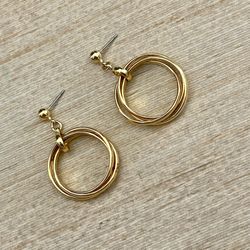 Gold Tone Triple Ring Earrings 