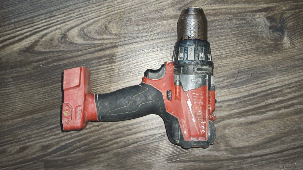 Milwaukee M18 Hammer Drill 