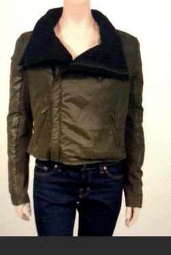 BCBG Maxazria puffer Motto jacket size XS