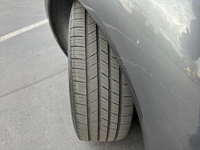 2005 Volkswagen New Beetle Coupe