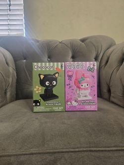 Hello kitty puzzle build
