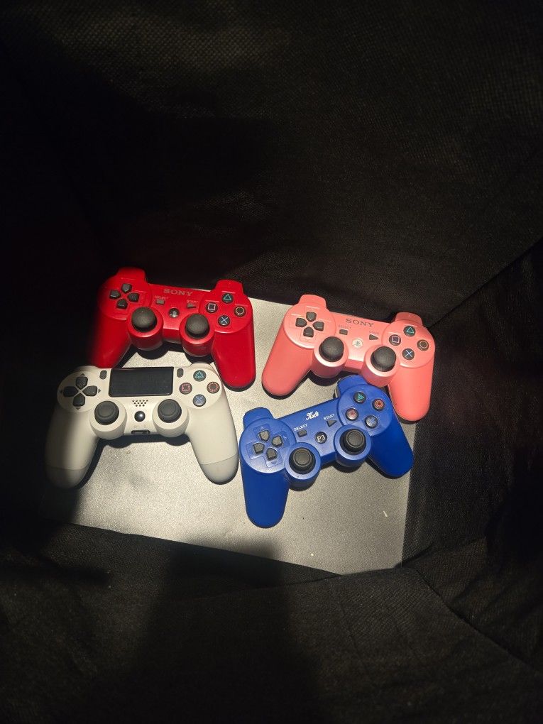 Sony Ps3 and Ps4 controllers for Sale in Campbell, CA - OfferUp