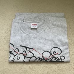 Supreme T Shirt  Size M