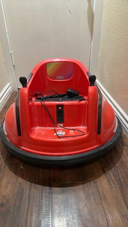 Toddler driving go kart