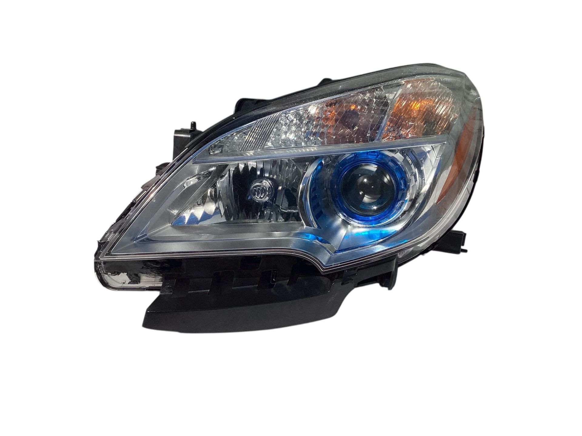 Flawed 2013-2016 Buick Encore Driver Left LH Halogen Headlight OEM