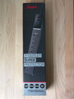 New 7-Outlet Surge Protector Power Strip