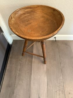 Vintage Yarn or Knitting Wooden Bowl on Tripod Stand