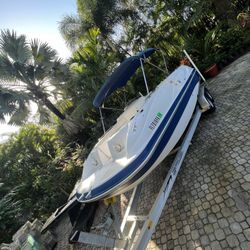 Donzi Fun deck Inboard Just Serviced  Open To Trades 