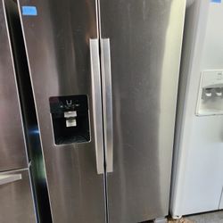 Whirlpool Side-By-Side Fridge 36"W 70"H 