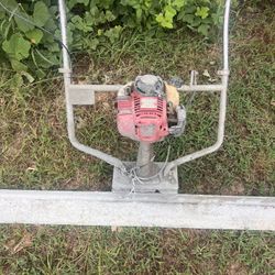 Vibrating Screed