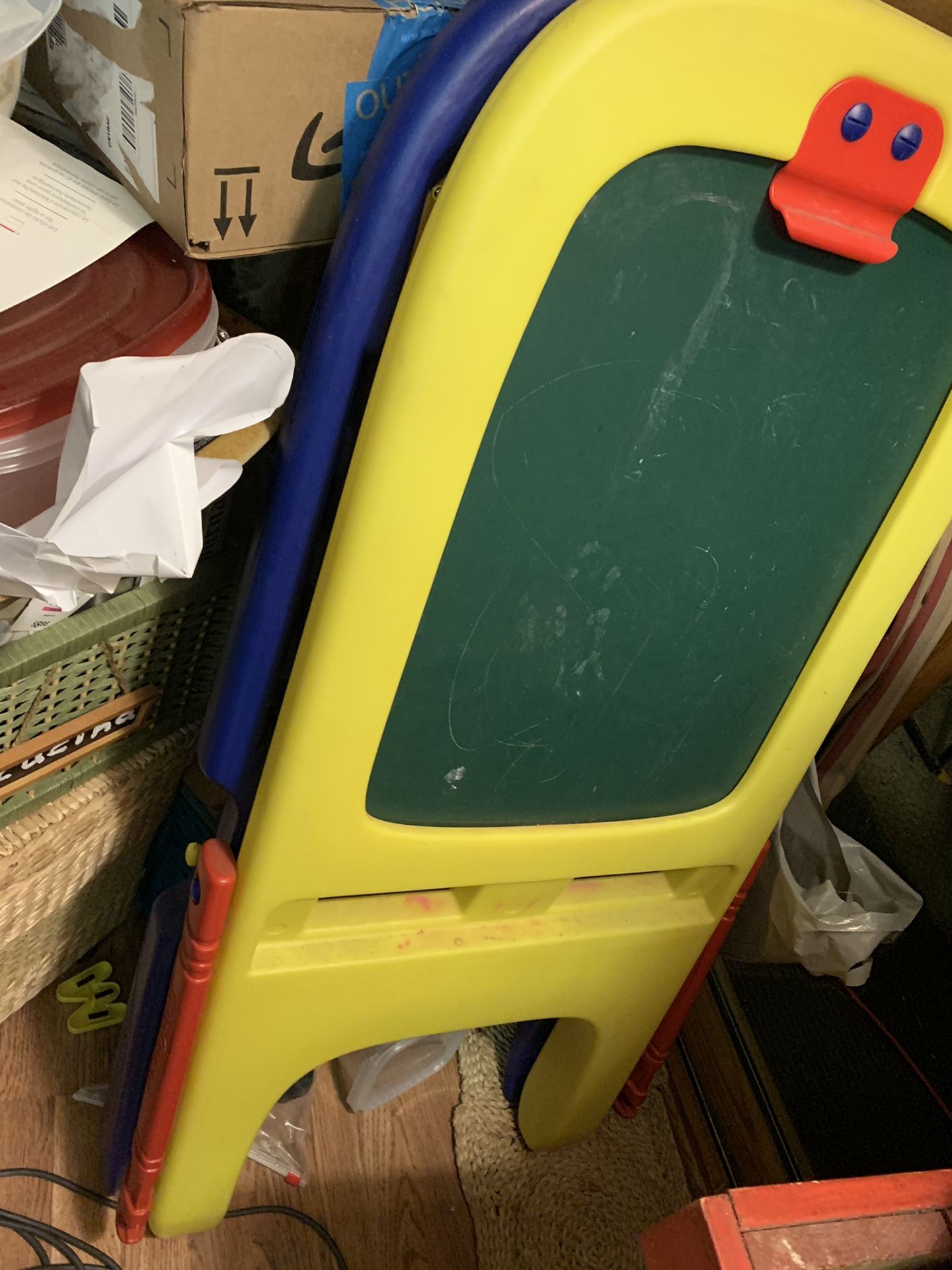Magnetic Chalkboard Kids Easel