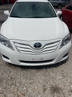 Toyota Camry 2011