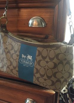 Coach Bag w/issues