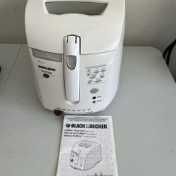 Black and Decker Fry  mate  Deep Fryer 8 Cop