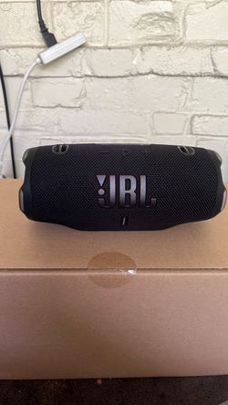 JBL charge 6 portable Bluetooth speakers