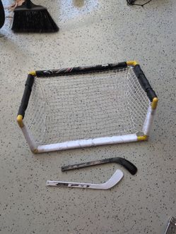 Franklin Anaheim Ducks kid hockey net and sticks