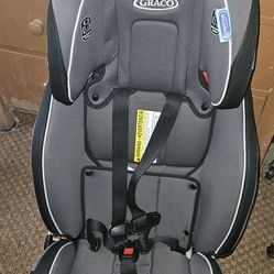 Graco 3 In 1 Carseat