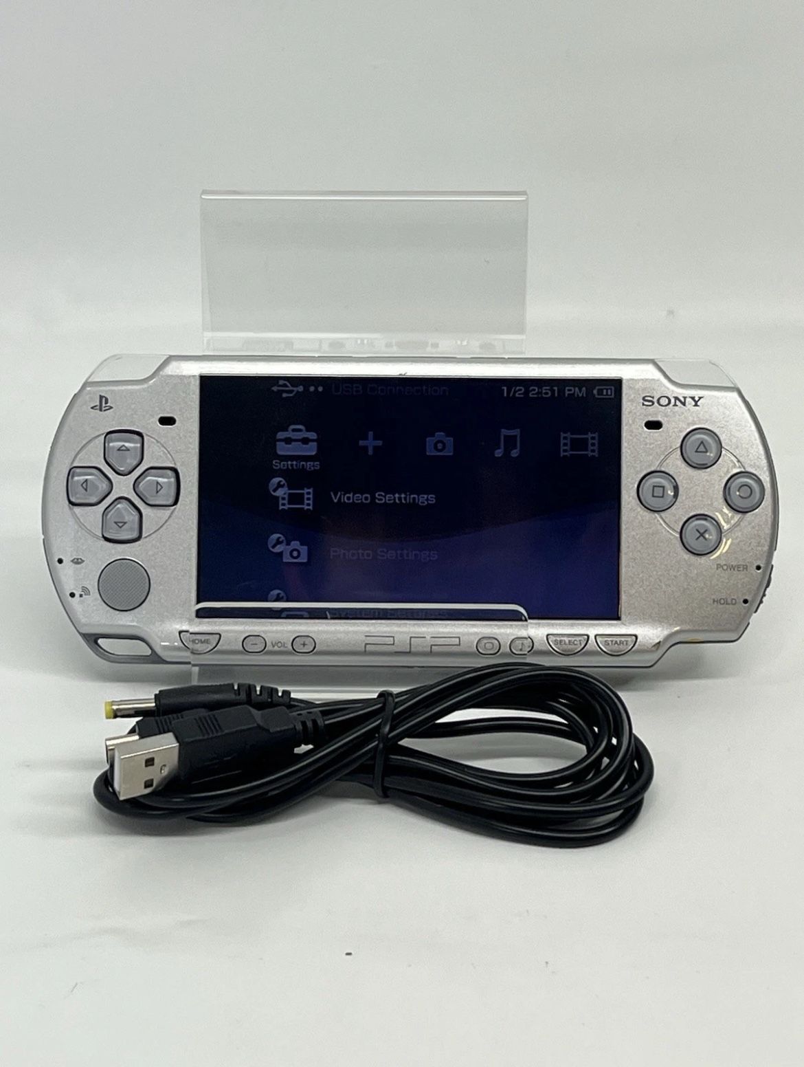 Sony PSP 2001 Silver Console With Battery Charging Cable & 1 GB Memory Stick
