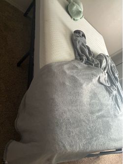 Queen Bed