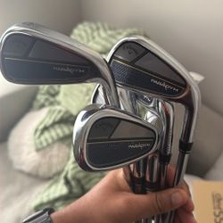 Callaway Apex Paradym irons 5-PW
