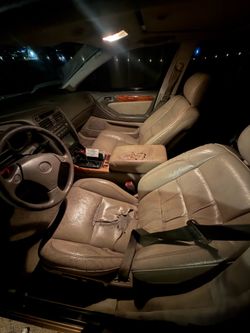 Lexus gs400