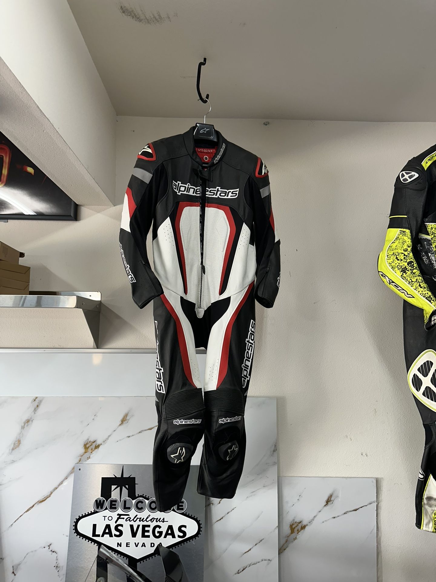 Alpinestar 1 Piece Leather Suit Black / Red