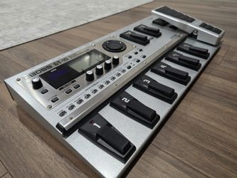 Boss GT-10 Guitar Effects Processor Pedal
