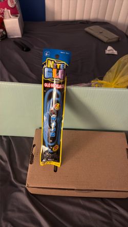 2 Glow Necklaces