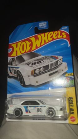 Hot Wheels 2026 NEW Case G BMW 635 CSi White SC