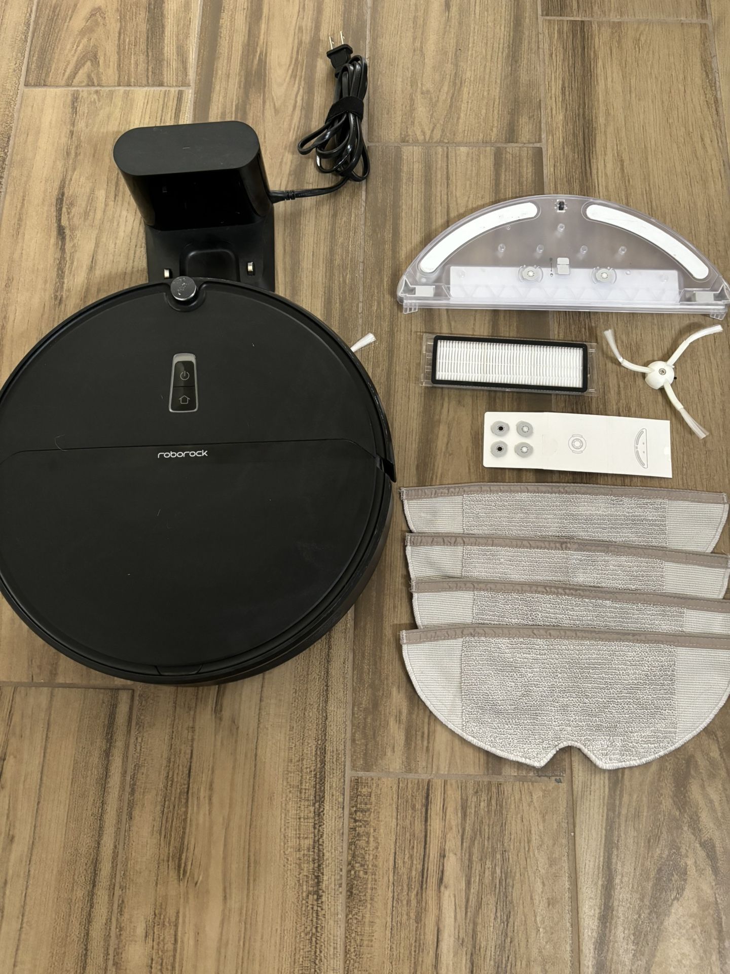 Roborock Robot Vacuum And Mop