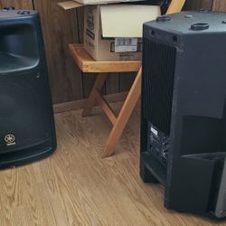 Yamaha MSR400 powered Speakers