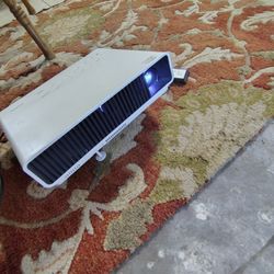   Casio Projector