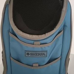 BRAND NEW Sherpa Blue Elevation Pet Backpack for Cats & Dogs, Medium - $60 (Harahan)
