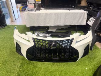 For 14-16 Lexus IS250 IS350 Conversion to 21+ IS500 F-Sport Front Bumper Kit 083>Ultra White Pearl  New. Passenger side  One clip broken   Look the pi