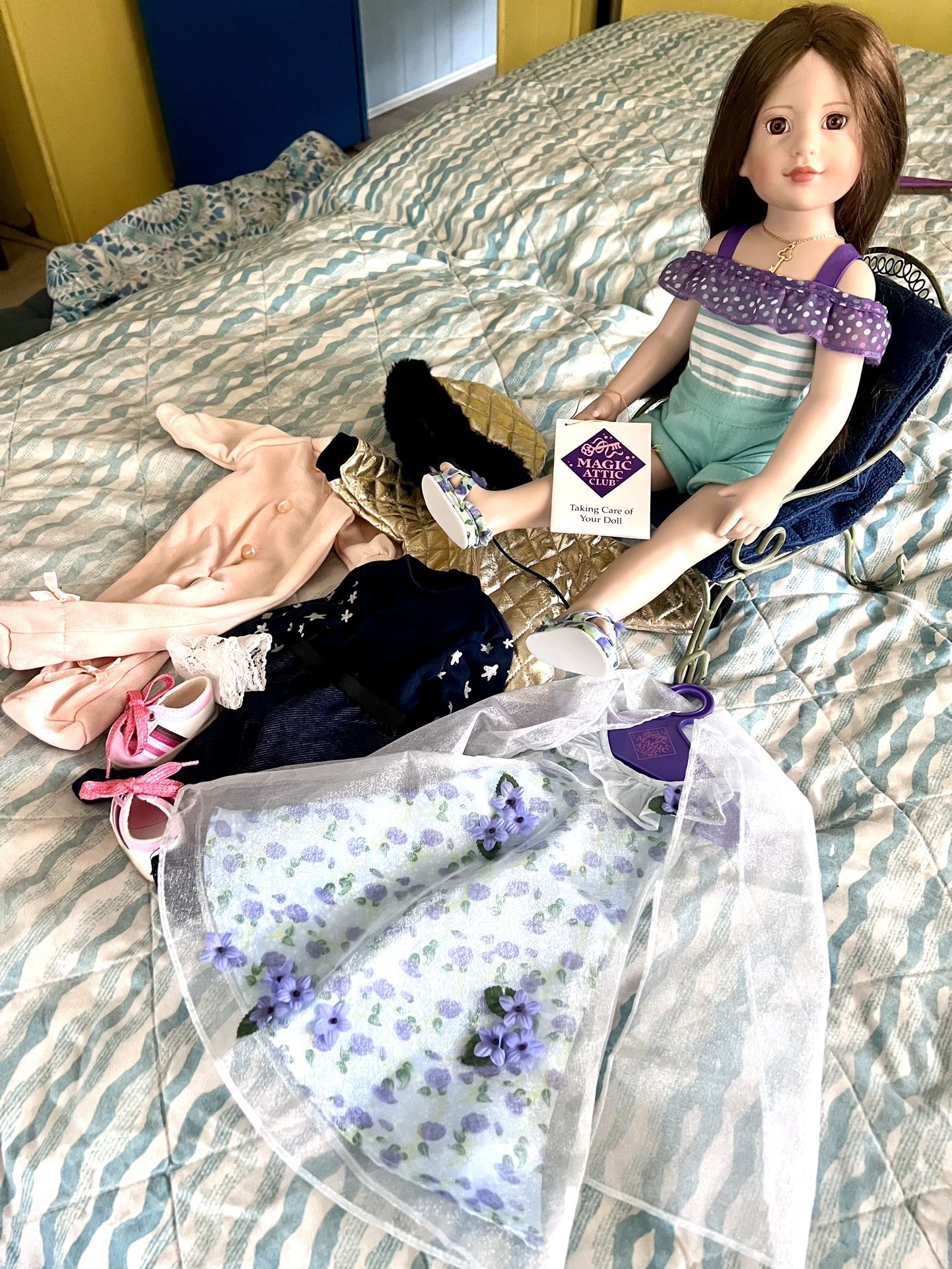 Doll Set with Light Up Shoes! Read description
