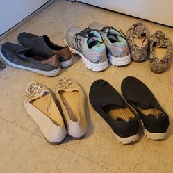 Sz 8 Women Flats/Sneakers