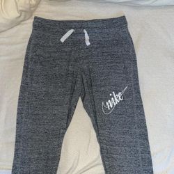 Nike women’s joggers