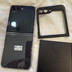 Samsung Galaxy Flip 5- Excellent Condition!! T-Mobile