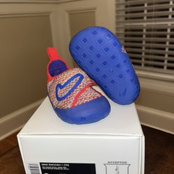 Nike swoosh 1 sz 3c baby shoes for begining walkers 