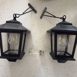 Used (like new) Solar Wall Lantern