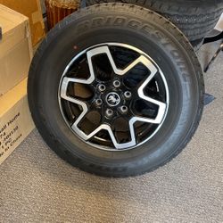 2023 Ford Bronco Wheels And Tires