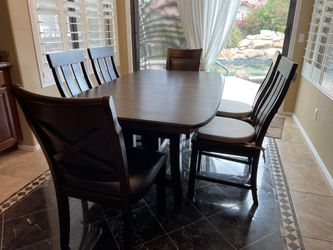 Solid Wood Expandable Kitchen Table