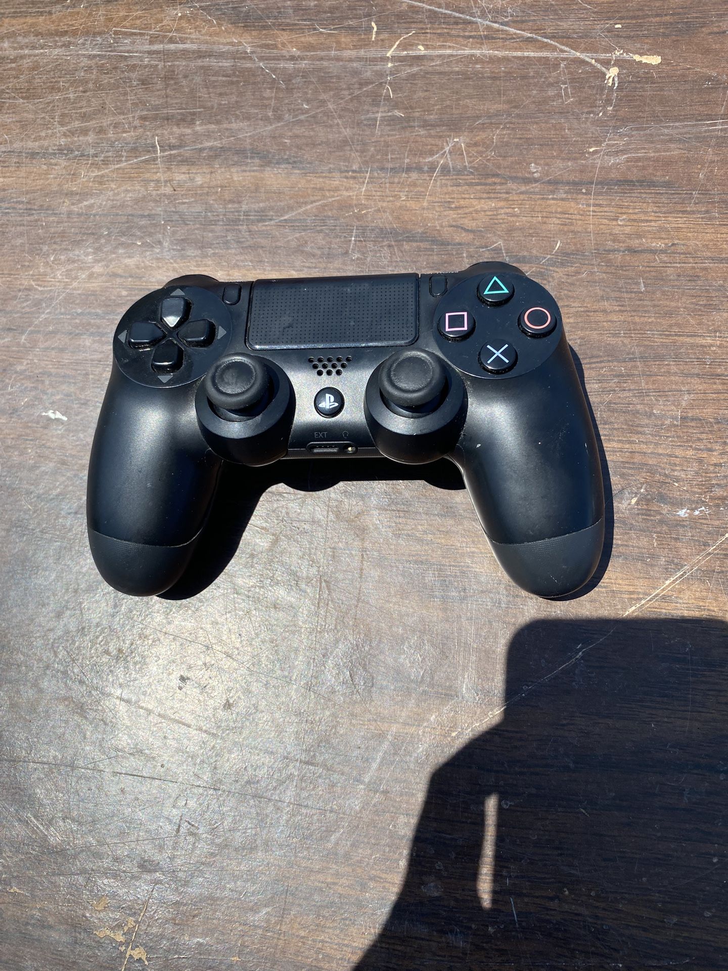 PS4 Controller