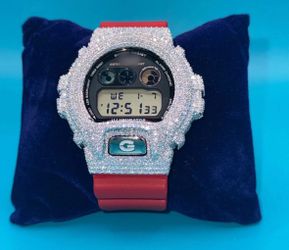 (READ DESCRIPTION!!!) Iced Out Moissanite Watch