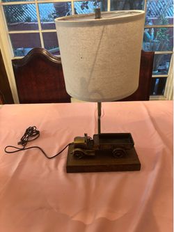 Iron car lamp