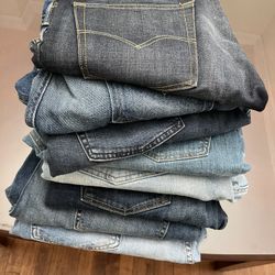 Lot Of Levi Jeans 38 x 32 514’s And 513’s $35 Each