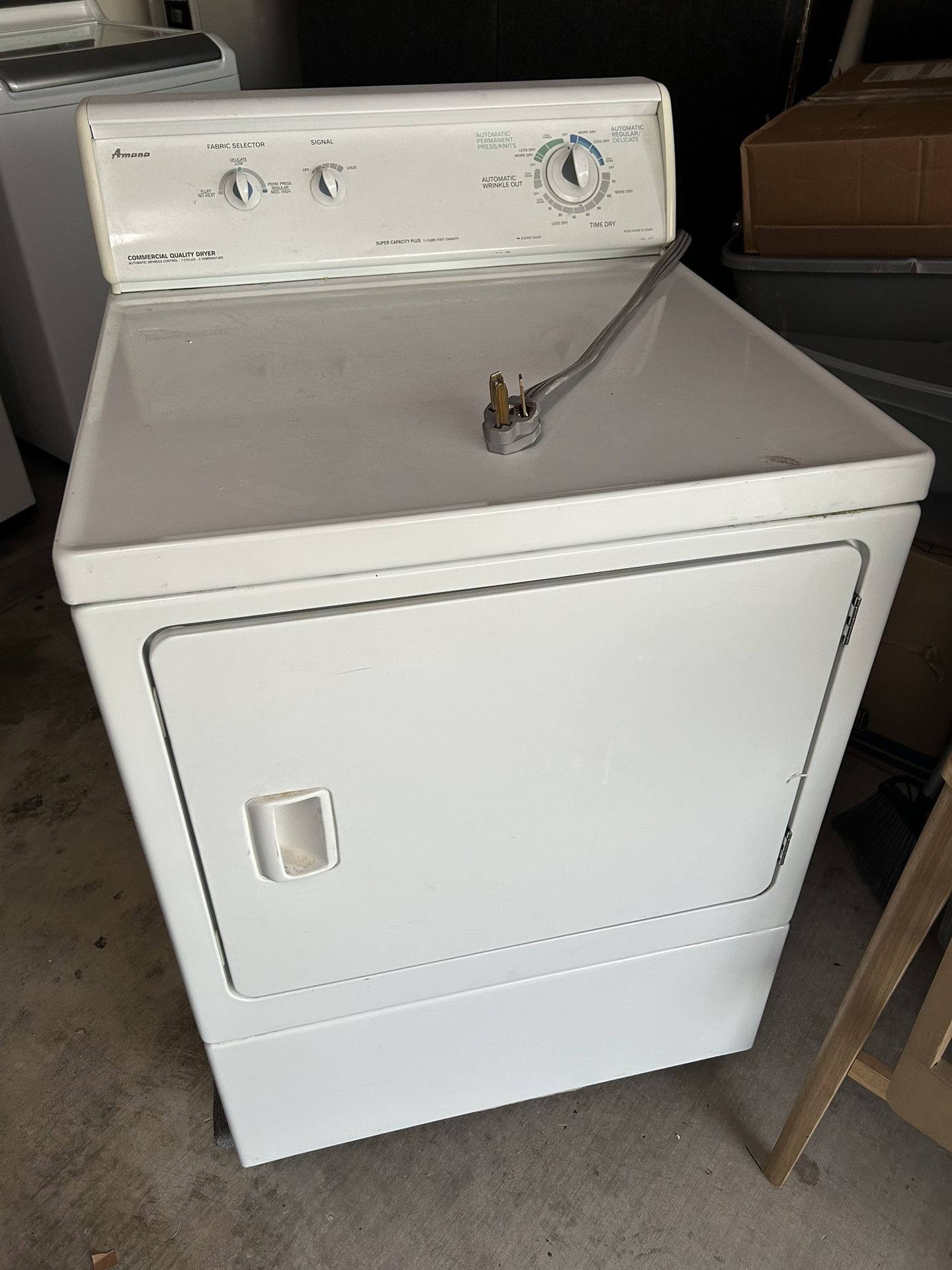 Amana Super Capacity Plus Electric Dryer
