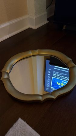 Round Gold Decorative Wall Mirror