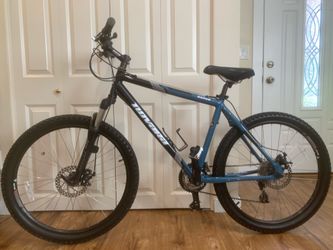 Novara Aspen, like new, Aluminum frame 18”. Dual disc brakes, 24 speeds. No issues. Pick up in Newporthill Bellevue 98006.